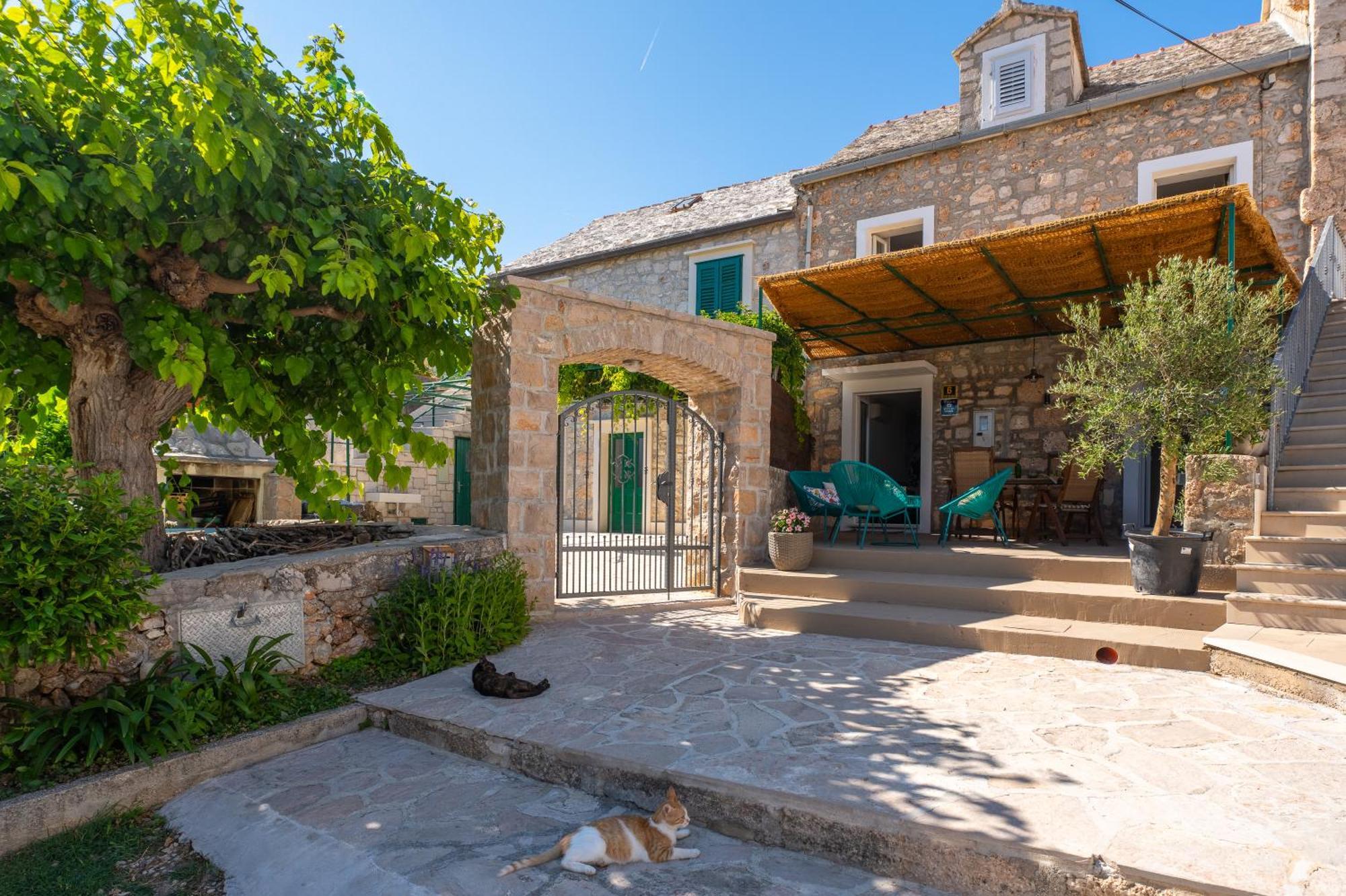 Nona VI - Boutique Stone House Βίλα Μπολ Εξωτερικό φωτογραφία